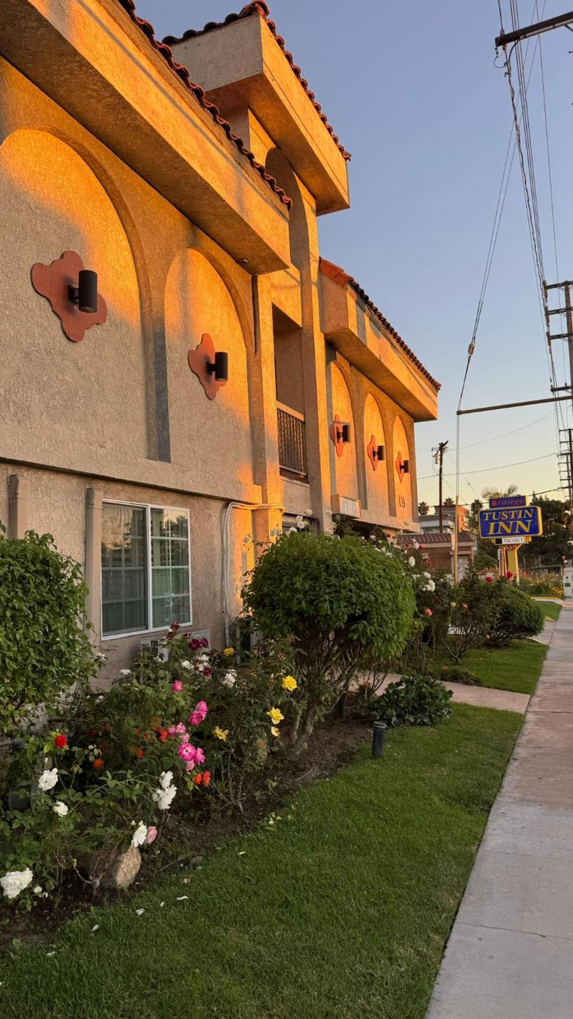 Orange Tustin Inn In Orange Εξωτερικό φωτογραφία