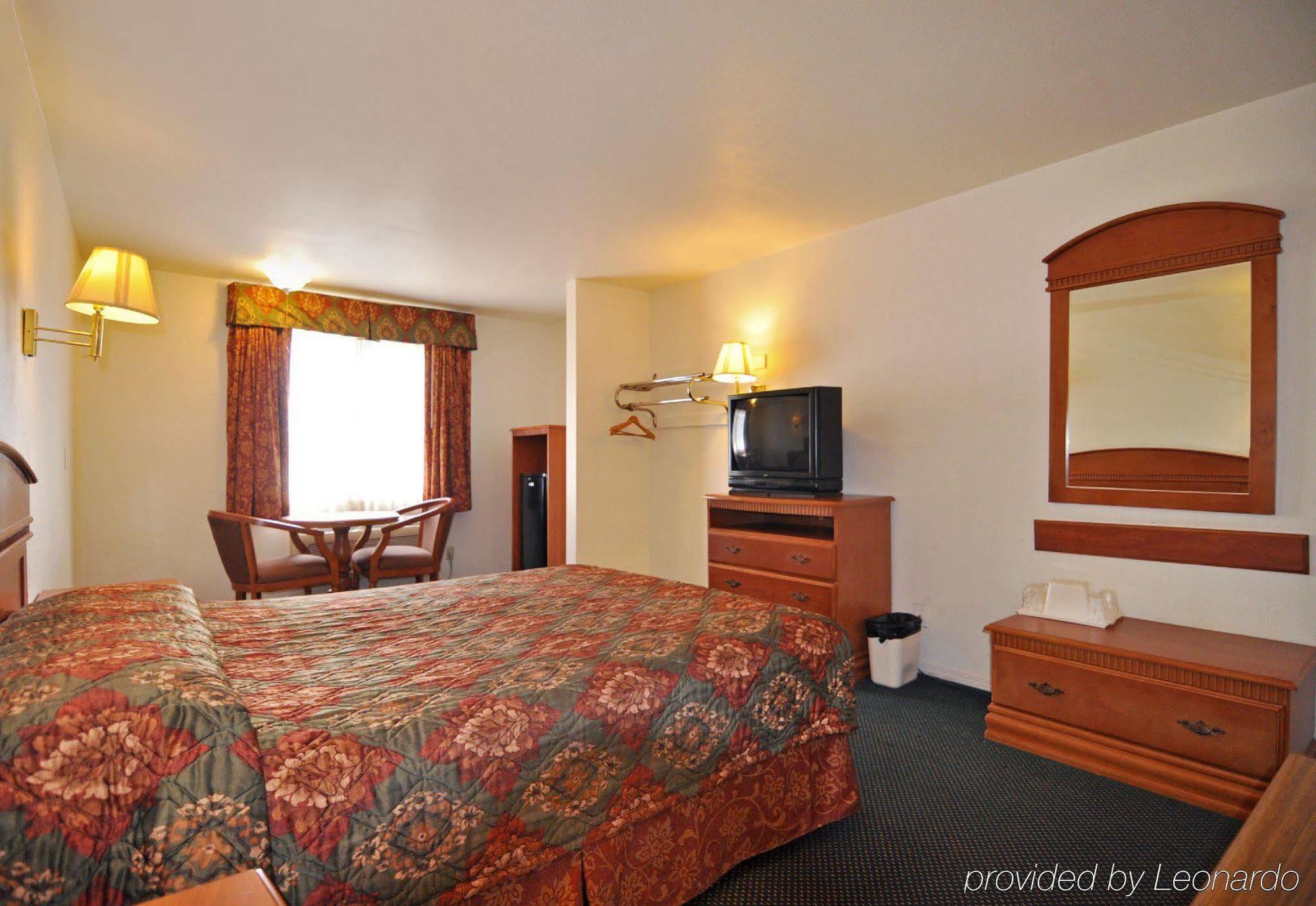 Orange Tustin Inn In Orange Δωμάτιο φωτογραφία